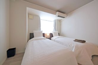 Others 4 Grandouce Sejour