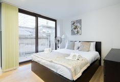 Lain-lain 2 Hatton Wall by Servprop