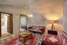 อื่นๆ Dilek Tepesi Cave Hotel