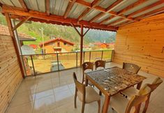 Lainnya 6 Zeren Apart