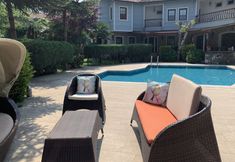 Others 4 Tureyen Villalari 1