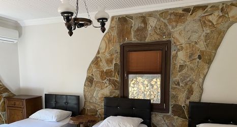 기타 2 Tureyen Villalari 2