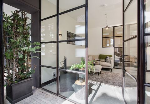 Others City District Apartment