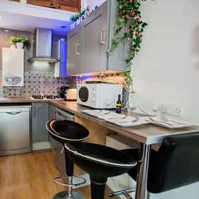 Primary image 1 Pimlico Chic Suite, River Park Tower Marketing Suite Hotels