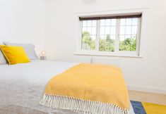 Others 5 The Queen Edith Place - Lovely 6BDR Home in Secluded Neighbourhood