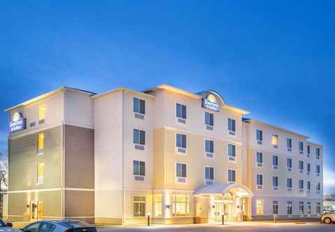 Others Days Inn & Suites by Wyndham Kearney