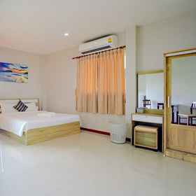 Room 1 Maikhao Beach Residence, Khách sạn Utopia Thalang