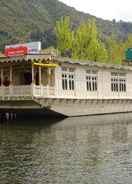 Primary image Shiraz Deluxe Houseboat