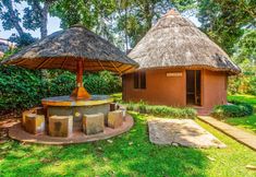 Others 4 Banana Village