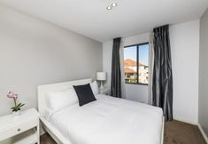 Others 6 Accommodate Canberra - Griffin