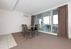 Others 7 Accommodate Canberra - The Avenue