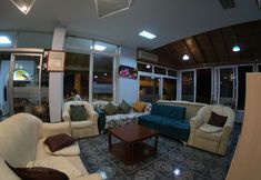 Others 5 Almir Hotel