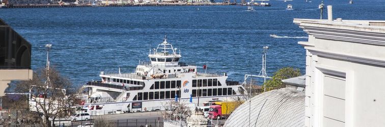 Khác Old Port Hotel