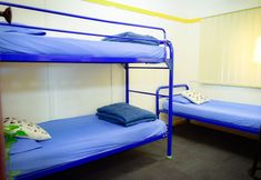 Others 2 Banana Backpackers