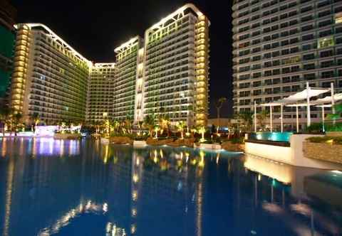 Lainnya Azure Rio West Wave Pool 1 Bedroom near Airport