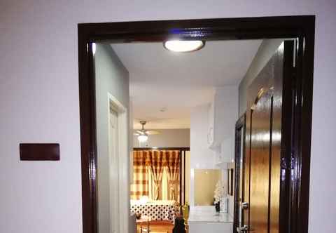 Lainnya 1BR Unit For Rent One Oasis Condominium