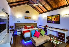 อื่นๆ 4 Clive Garden