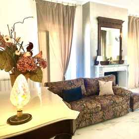 Primary image 1 MB2 Apartment, Isola Rizza Apartments