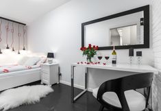 Others 7 New Wave Apartment Glam