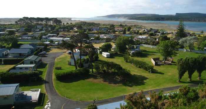 Lainnya Port Waikato Holiday Park