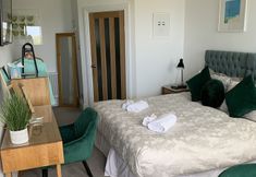Others 7 Lazy Waves Boutique B&B