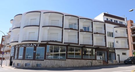 Others 2 Rallye Hotel