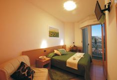 其他 6 Nuovo Diana