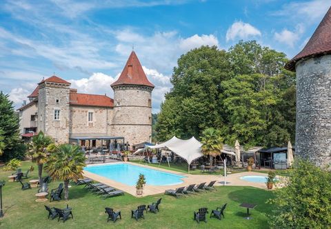 기타 Château Chapeau Cornu