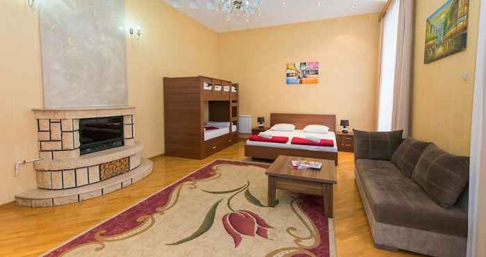 Others Stay Inn Baku Hostel