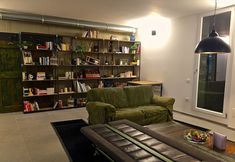 Others 2 Pove 2.4 Hotel