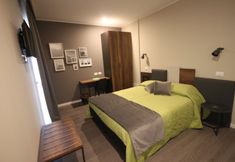 Others 6 Pove 2.4 Hotel