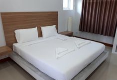 Others 4 Pool House Lanska