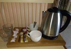 Others 6 Optimist Hotel