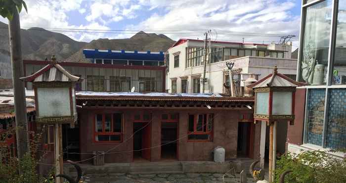 Lain-lain Yangkor Tibetan Homestay - Hostel