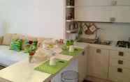 Others 4 Suite Home Trani