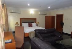 Others 6 Adna Hotel