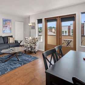 Primary image 1 Seattle Vacation Home: Thomas Lodge New York, Benaroya Hall Hotels