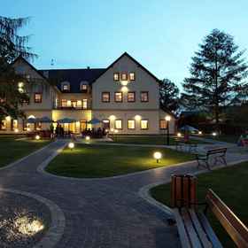 Primary image 1 Modrzewiowy Dwor, โรงแรม & ที่พัก Gliwice