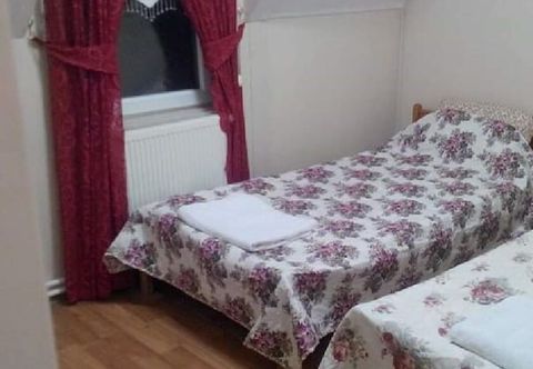 Lain-lain Cimenli Villa