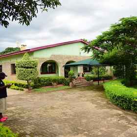 Imej utama 1 The 244 Guest Houses, 利隆圭 酒店