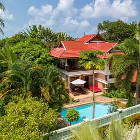 Primary image 1 Samui Paradise Homestay, The Lazy Coconut Pool Bar - Holiday Inn Resort Samui 酒店