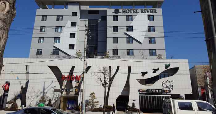 Lainnya River Hotel