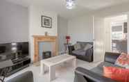 Others 7 Modern 2 Bedroom Apartment in Morden