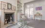 Others 6 Stylish Apartment near Battersea Park