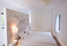 Others 3 Quinta Golfinho