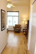 其他 4 Washington Plaza Apartments