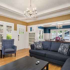 Primary image1Seattle Vacation Home: Montlake 7 Bedroom,华盛顿州飯店