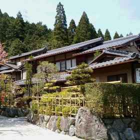 Primary image 1 มินสยูกุ โคจิฮิระ, โรงแรม & ที่พัก คุเซกัน