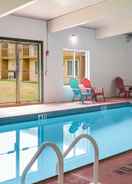 Imej utama Rodeway Inn & Suites Stroudsburg - Poconos