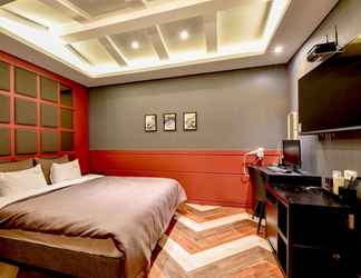 Lainnya 2 French Code Hotel